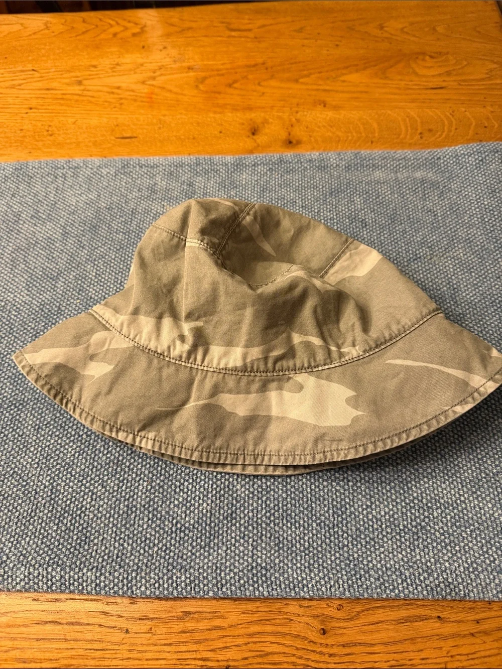 Women’s Camo Bucket Hat - Olive/Tan